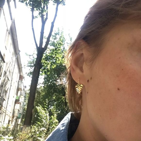 Gold Monstera Leaf Earrings - Picture 4 of 5